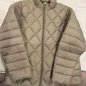 Women's Quilted Puffer Jacket - Tan